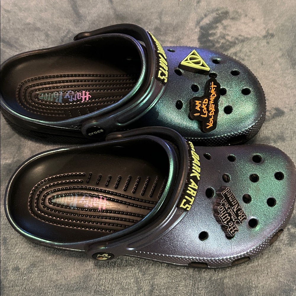 Crocs Harry Potter Dark Arts Women’s Size 6 Men’s 4 View 2